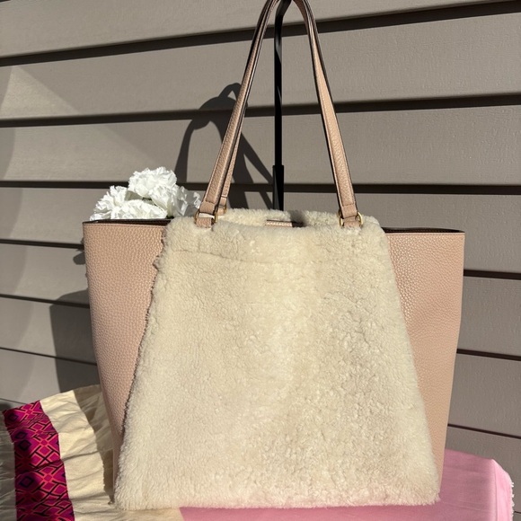 Tory Burch McGraw Shearling Carryall Shoulder Bag with Dust Bag - Picture 6 of 16